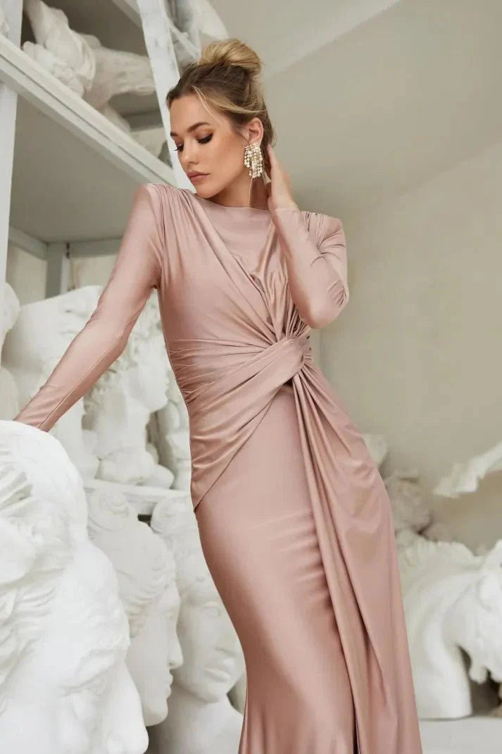 Michaela | Stilig Långärmad Twist Front Maxi Klänning